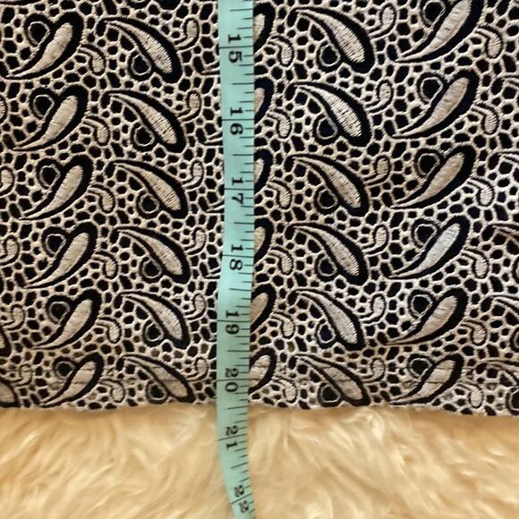 J. Crew Women’s Crew Neck Paisley Teardrop Eyelet T-Shirt Navy White Sz Sm - Picture 8 of 8